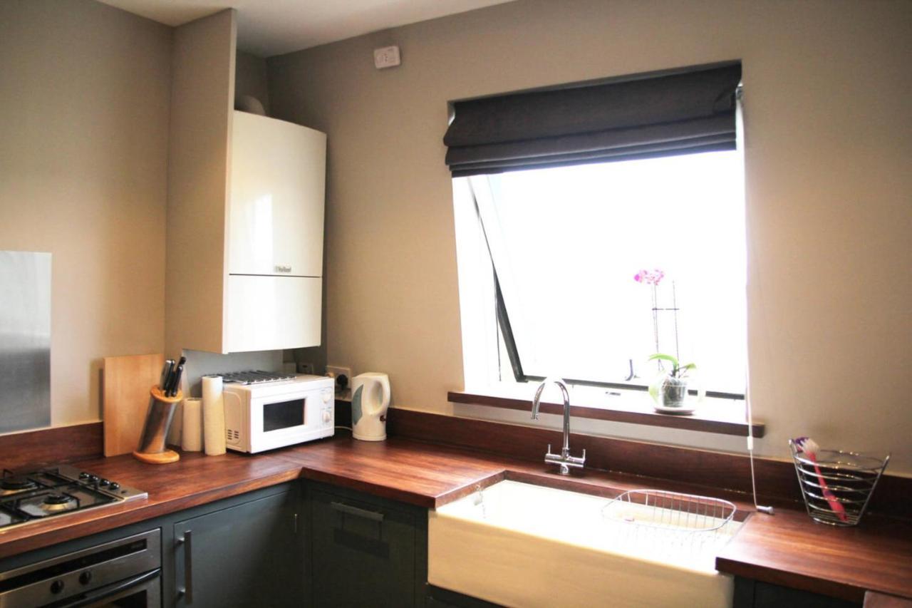 Guestready - Quaint English Flat Near Portobello Apartment Лондон Екстериор снимка