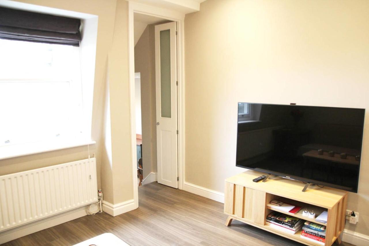 Guestready - Quaint English Flat Near Portobello Apartment Лондон Екстериор снимка